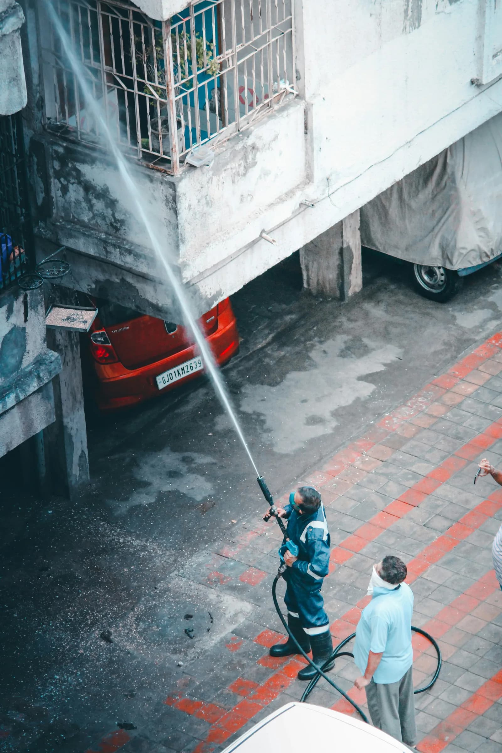Exterior washing in action